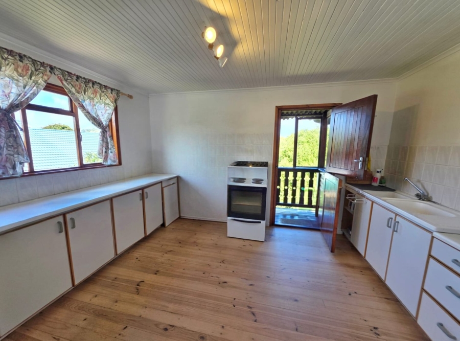 4 Bedroom Property for Sale in Sedgefield Island Village Western Cape
